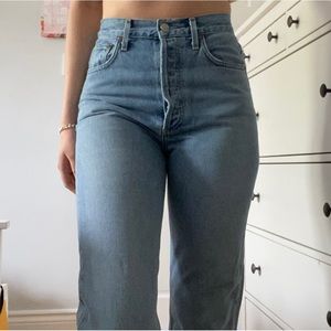 ARITZIA button up straight leg bottom frayed jeans